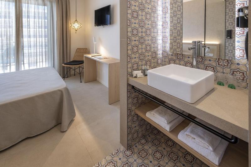 高级客房, Alhambra