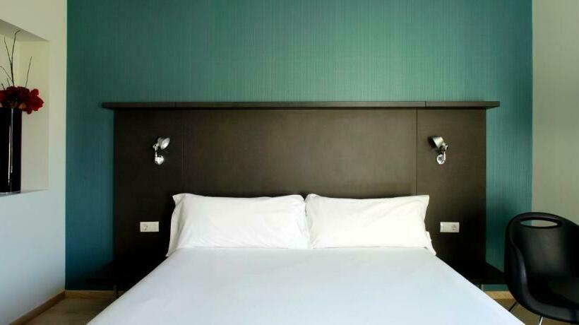 اتاق خانوادگی, Alimara