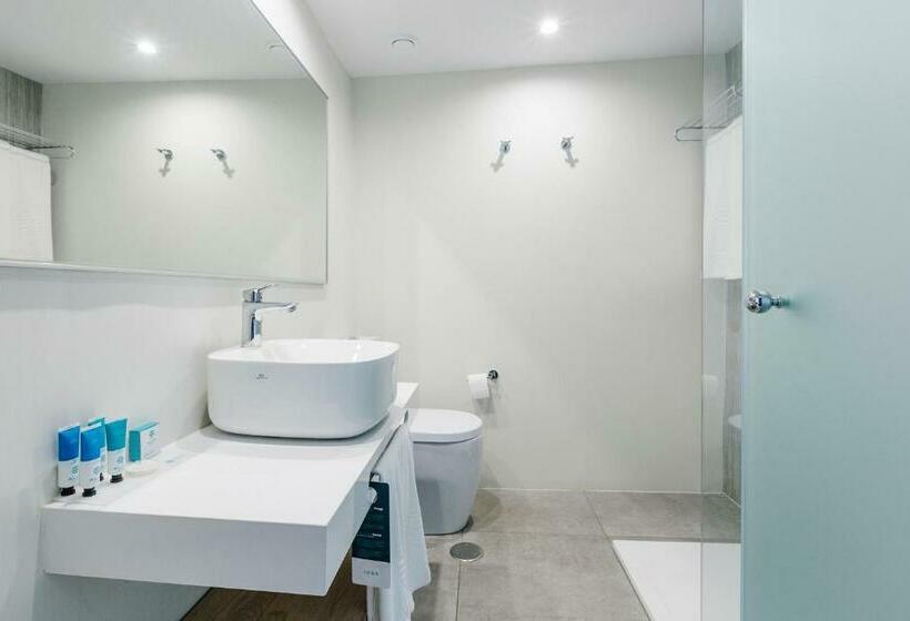 غرفة ديلوكس ثلاثية, Leonardo Royal Hotel Mallorca