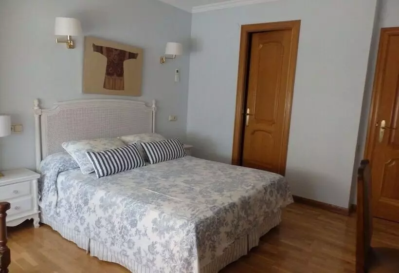 Standard-huone, Aranda