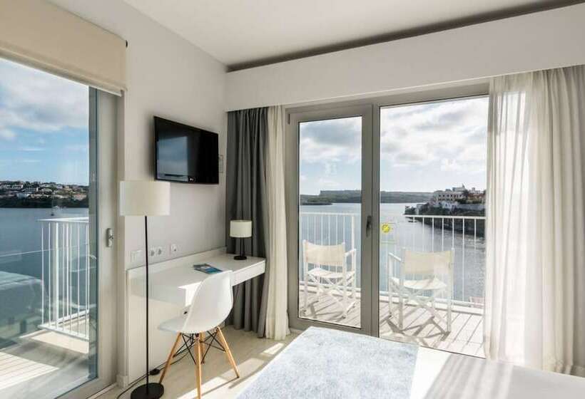 غرفة قياسية مطلّة علي البحر, Artiem Carlos  Adults Only