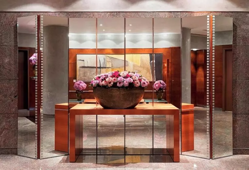 1 Bedroom Penthouse Apartment, Arts Barcelona