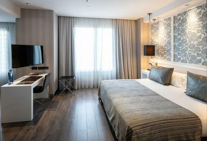 Номер Superior, Catalonia Barcelona Plaza