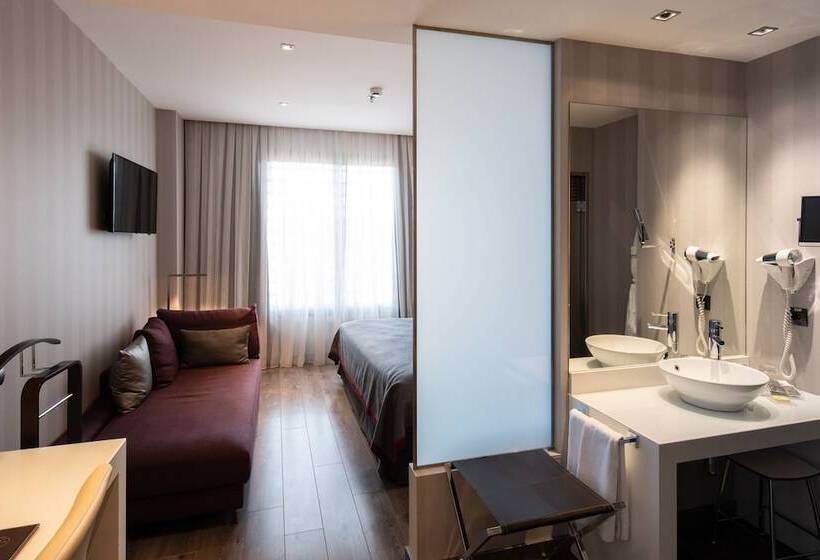 Номер Superior, Catalonia Barcelona Plaza