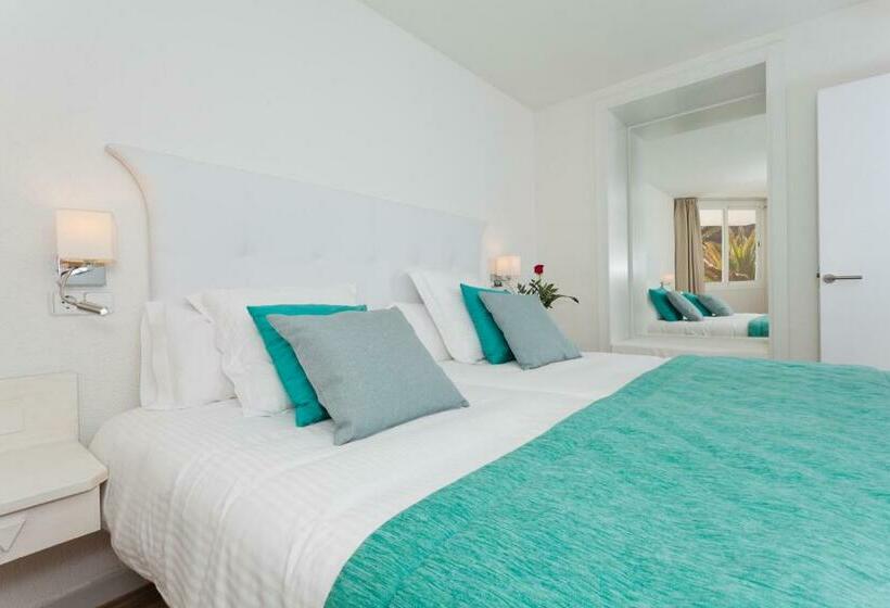 スーペリアースイート, Fergus Style Cala Blanca Suites