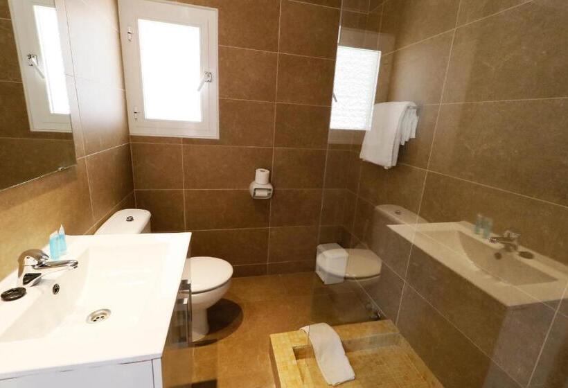 Superior Room with Terrace, Gabarda