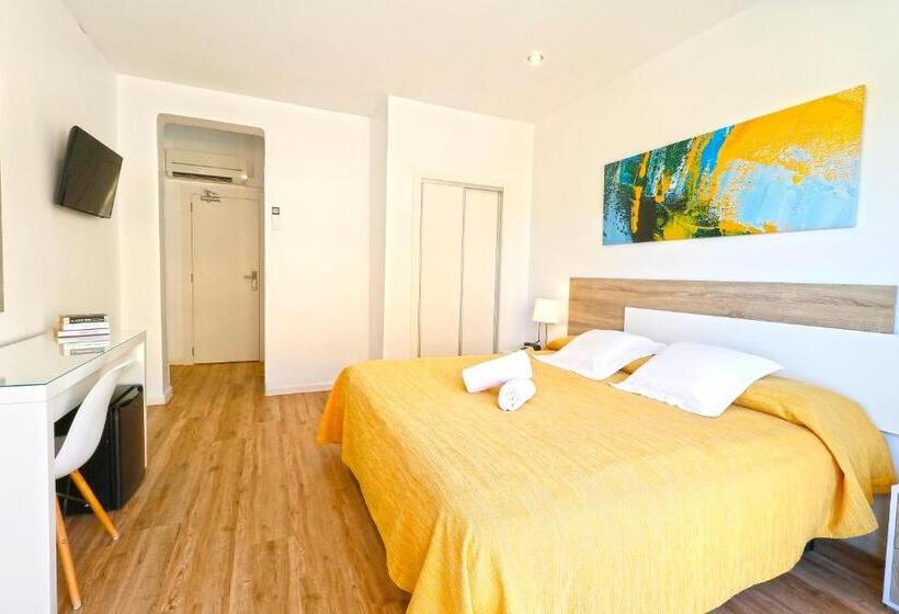 اتاق پرمیوم, Gabarda