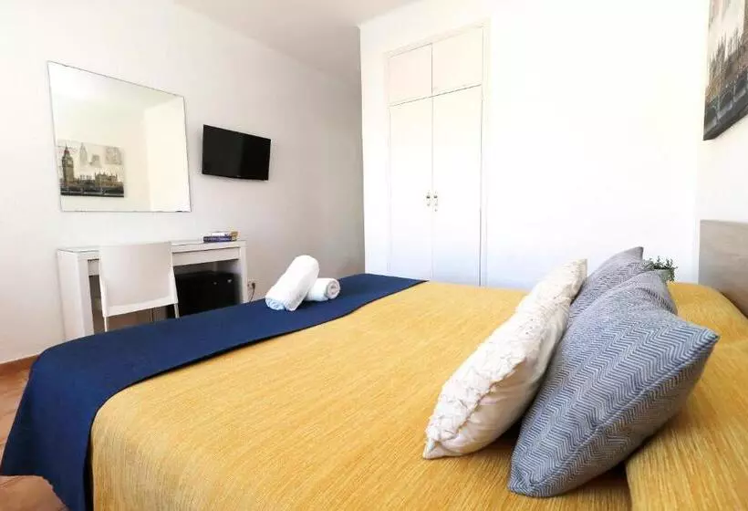 Chambre Standard avec Balcon, Gabarda