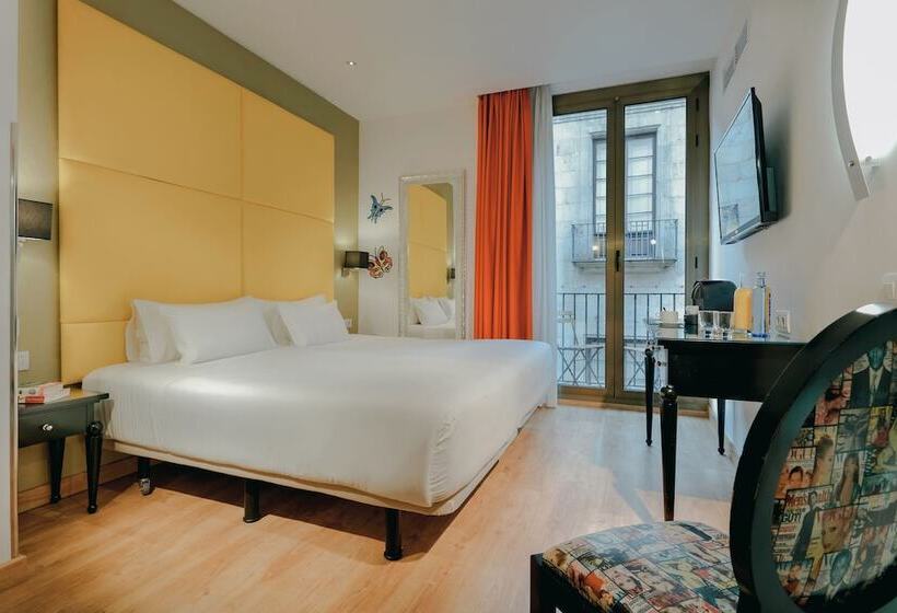Номер Стандарт, Hesperia Barcelona Barri Gòtic
