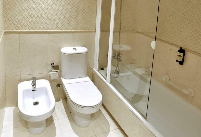 Номер Basic, ITC Barcelona By Soho Boutique