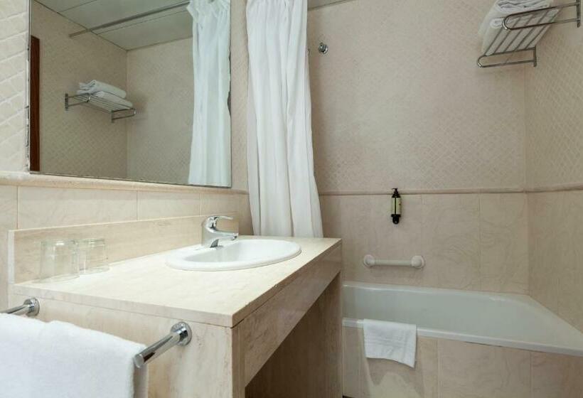 Номер Стандарт, ITC Barcelona By Soho Boutique