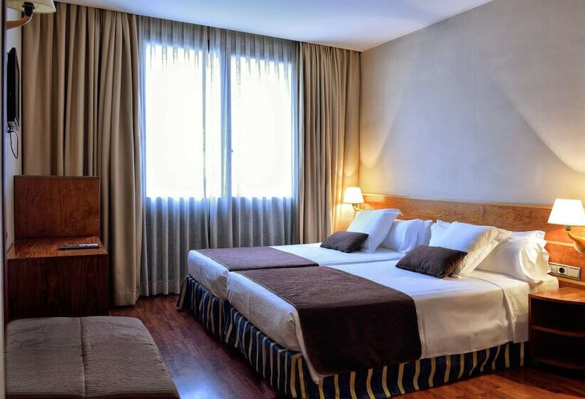 Номер Стандарт, ITC Barcelona By Soho Boutique