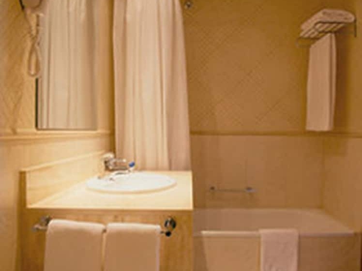 Номер Стандарт, ITC Barcelona By Soho Boutique