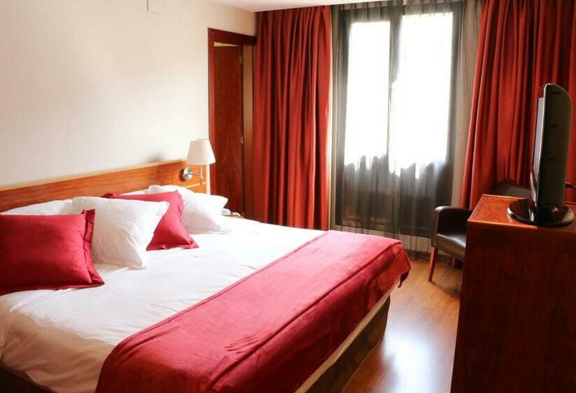 Номер Deluxe, ITC Barcelona By Soho Boutique