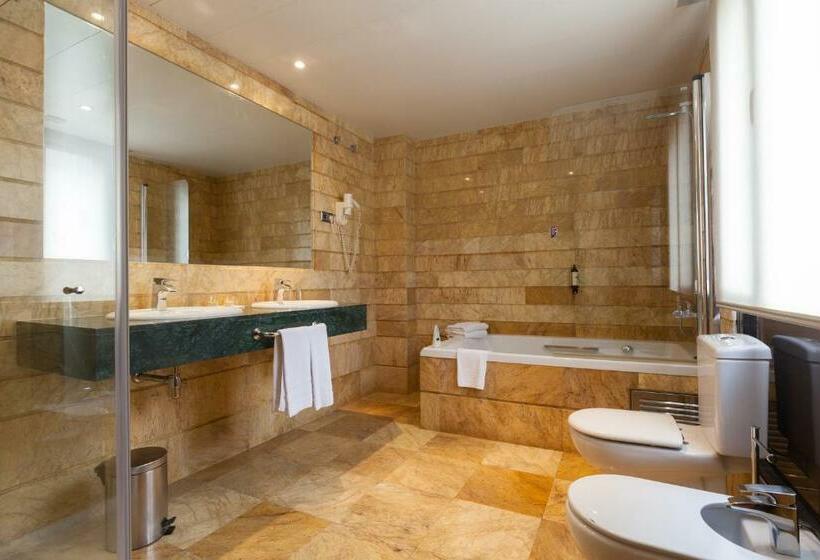 Номер Deluxe, ITC Barcelona By Soho Boutique