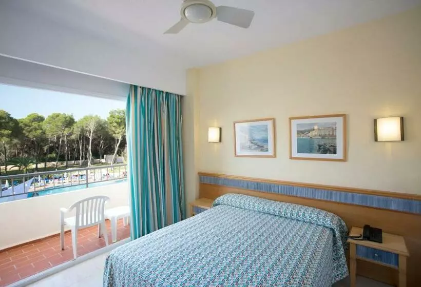 اتاق استاندارد با چشم‌انداز استخر, Invisa Ereso All Inclusive