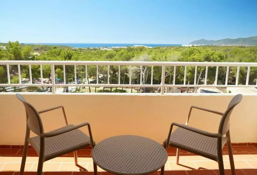 اتاق سوپریور خانوادگی, Invisa Ereso All Inclusive