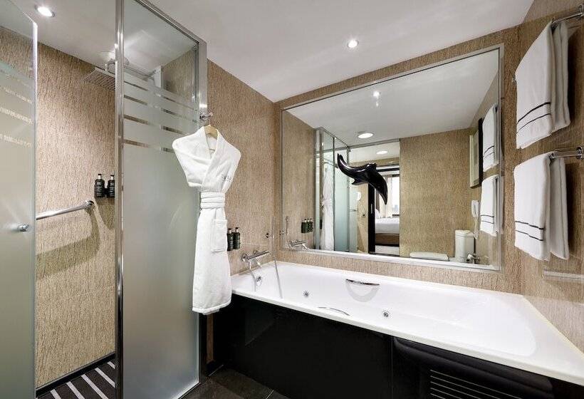 سوییت, Melia Barcelona Sarriá