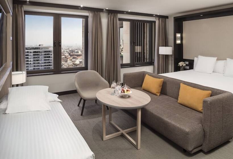 اتاق خانوادگی, Melia Barcelona Sarriá