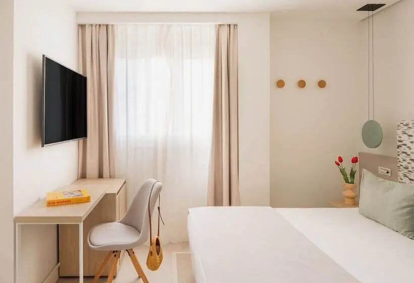 Superior Single Room