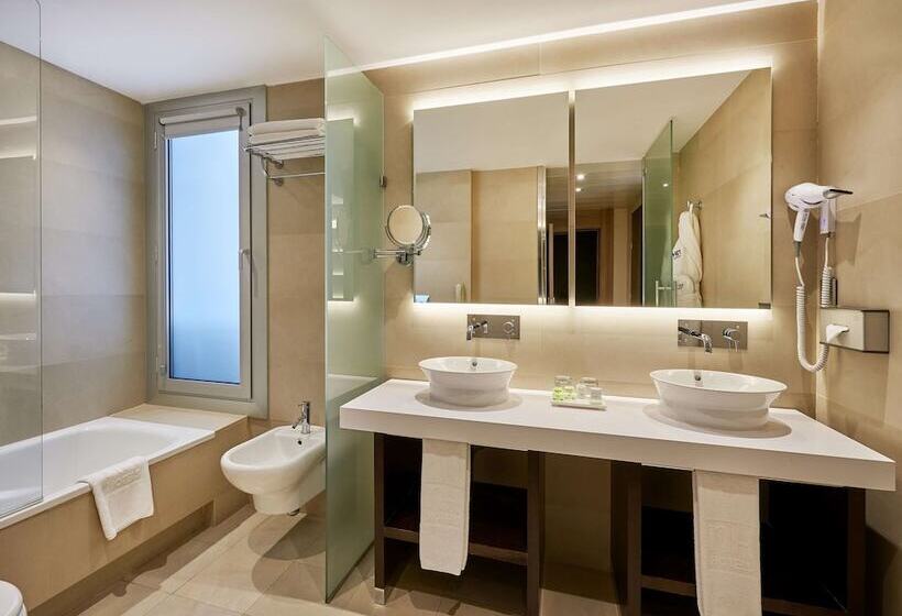 اتاق استاندارد یک نفره, NH Sants Barcelona