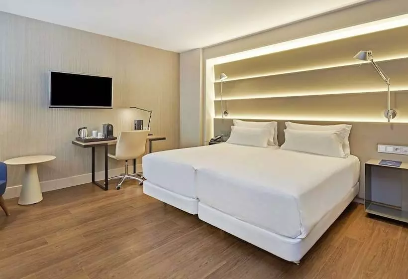 اتاق خانوادگی, NH Sants Barcelona
