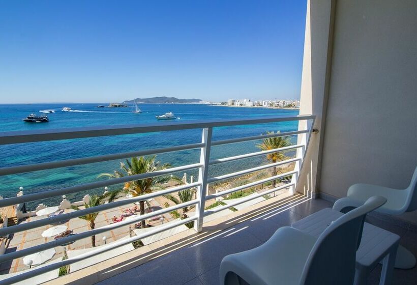 Triple Room Sea View, Bg Nautico Ebeso