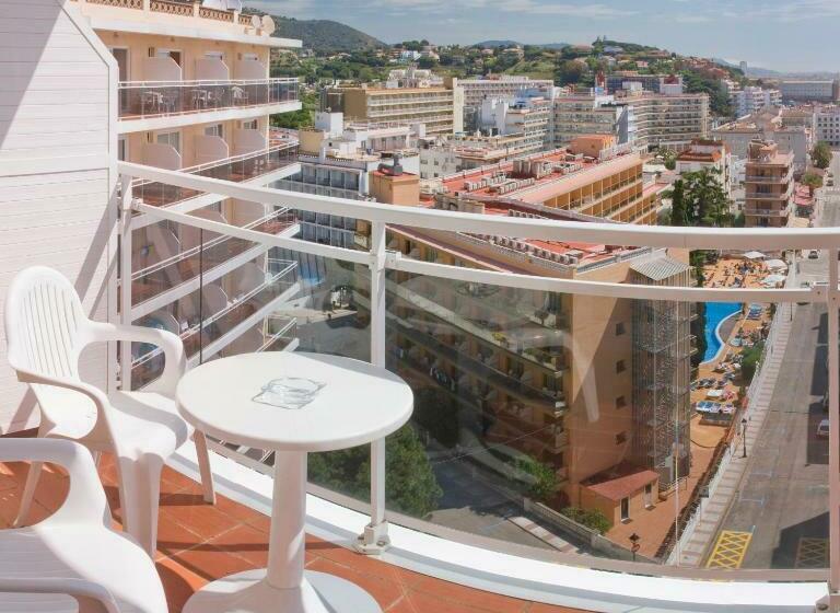 4인용 스탠다드 룸, Oasis Park Splash