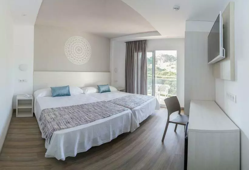 4 Bett Standardzimmer, Oasis Park Splash