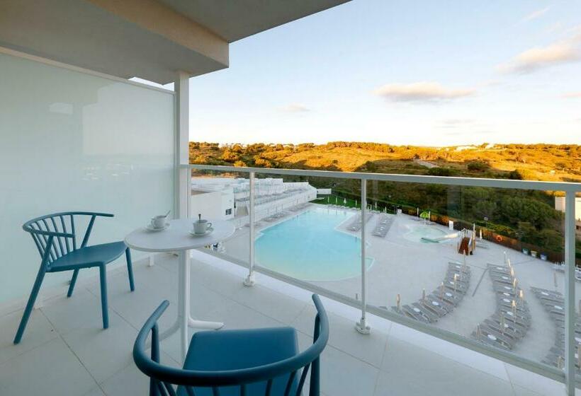带泳池观景的豪华房, Palladium Hotel Menorca
