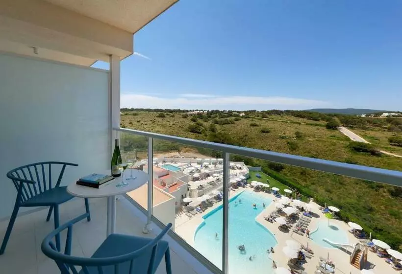 プールの見えるデラックスルーム, Palladium Hotel Menorca