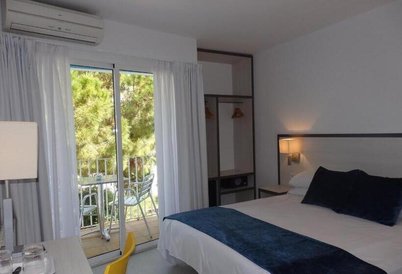 스탠다드 발코니 룸, Parrots Sitges