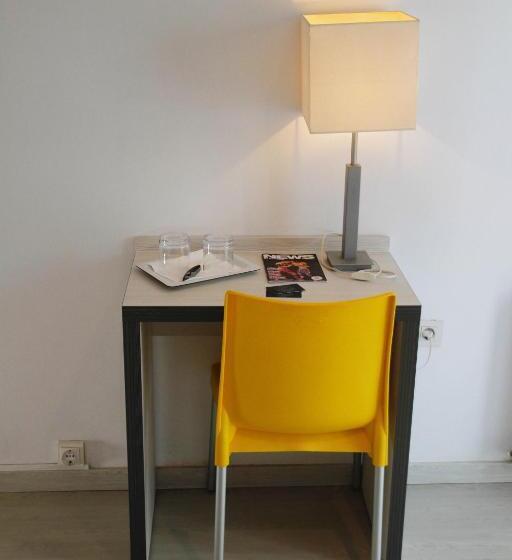 스탠다드 발코니 룸, Parrots Sitges