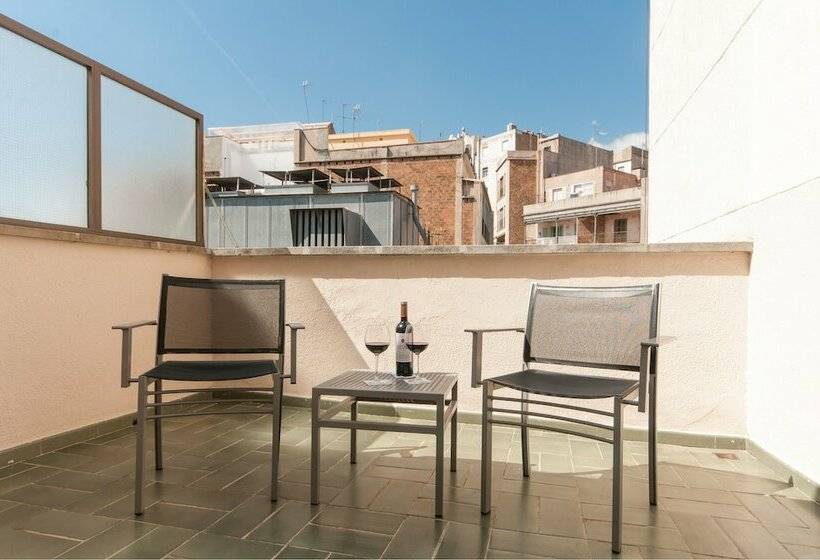 اتاق استاندارد, Chic&basic Reding