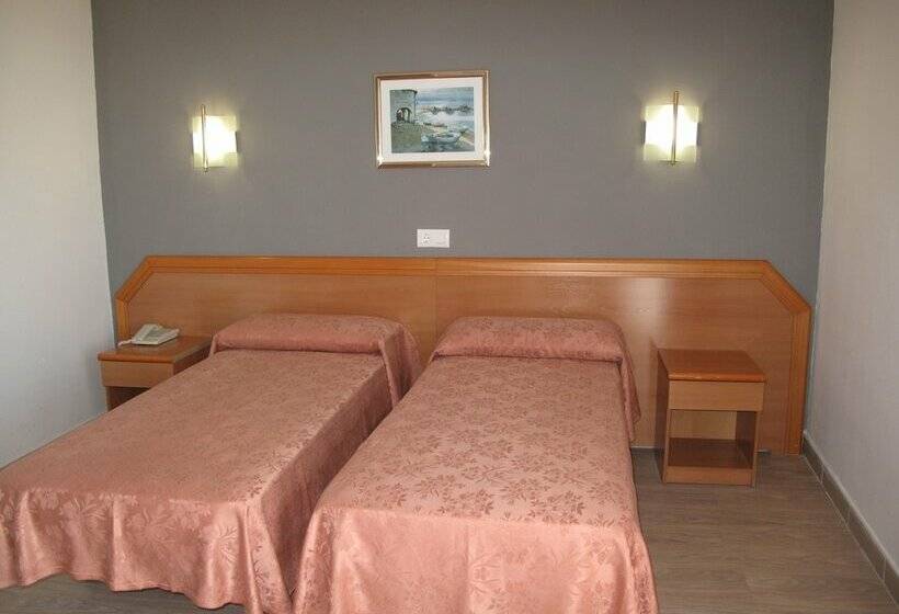 스탠다드 룸, Reymar