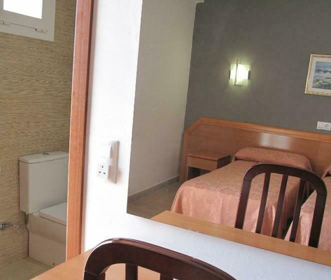 스탠다드 싱글 룸, Reymar