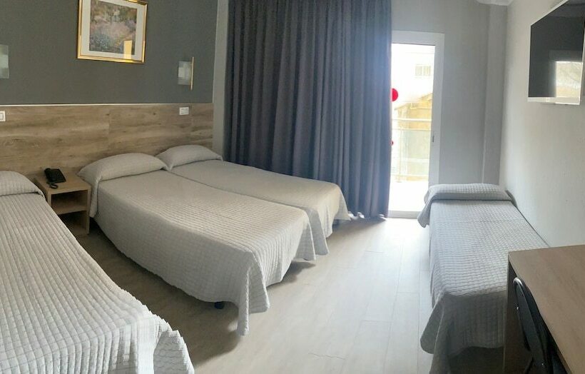 4인용 스탠다드 룸, Reymar