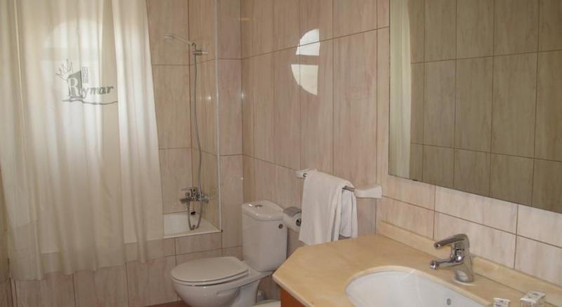 스탠다드 룸, Reymar