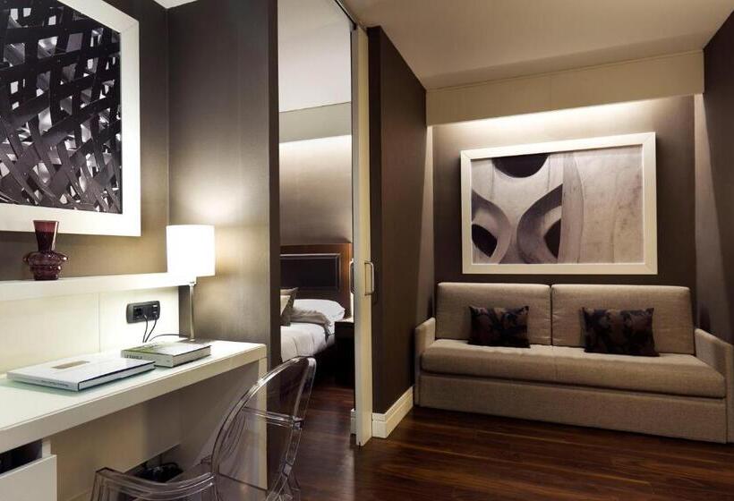 غرفة كومفورت ثلاثية, Royal Ramblas