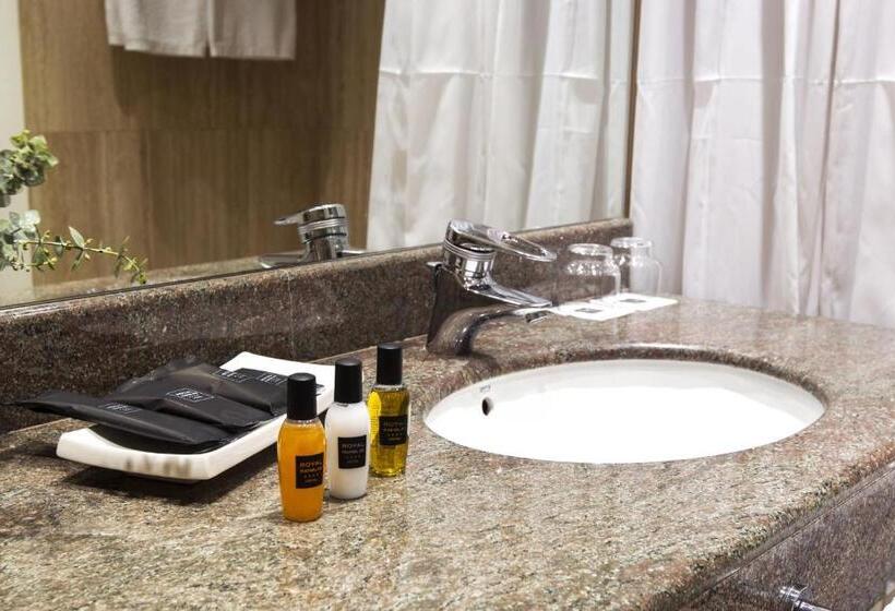 غرفة سوبيريور ثلاثية, Royal Ramblas