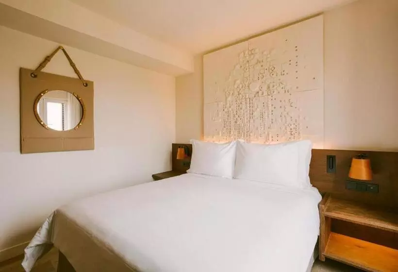 Standard Room with Balcony, Sonder Casa Luz