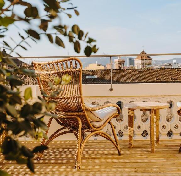 سوئیت جونیور با تراس, Sonder Casa Luz