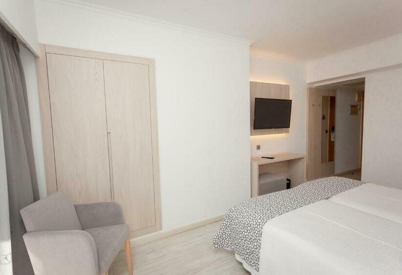 Cameră Standard, Timor