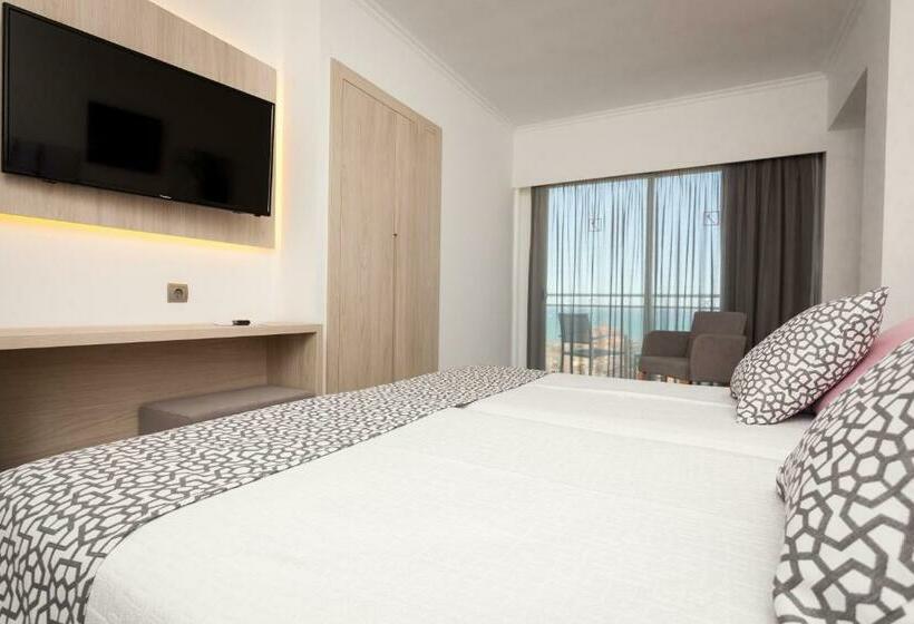 Cameră Standard cu Vedere la Mare, Timor