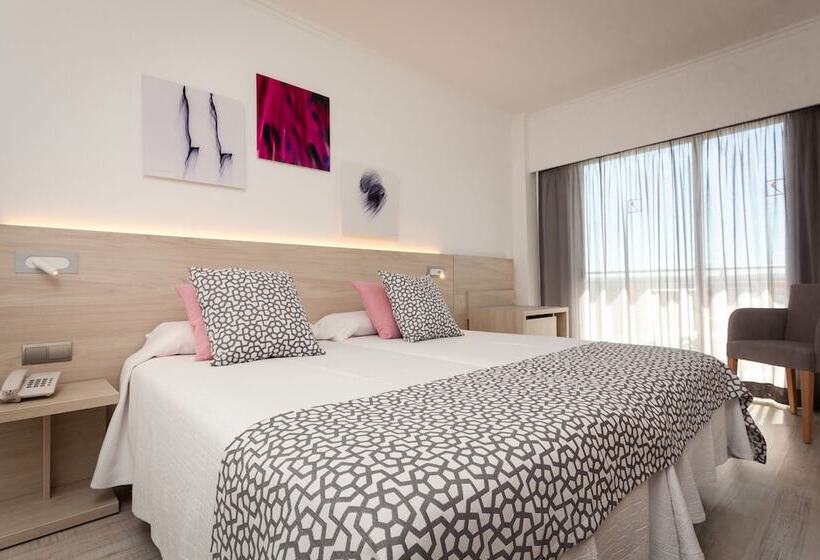 غرفة قياسية مزوَّدة بشُرفة, Timor