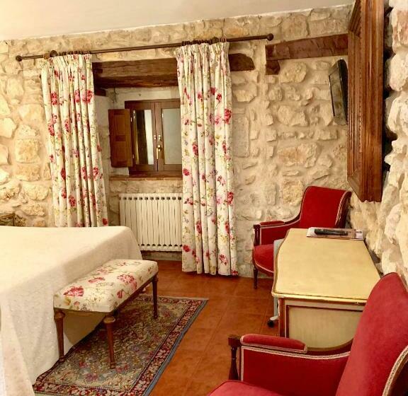 اتاق استاندارد, Tres Coronas De Silos