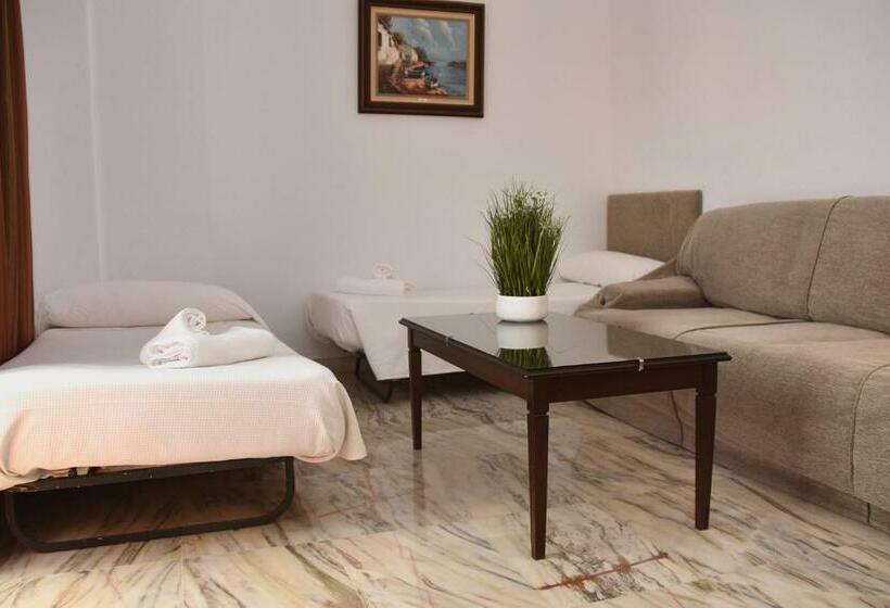 جناح جونيور, Turia Valencia