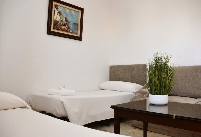 جناح جونيور, Turia Valencia