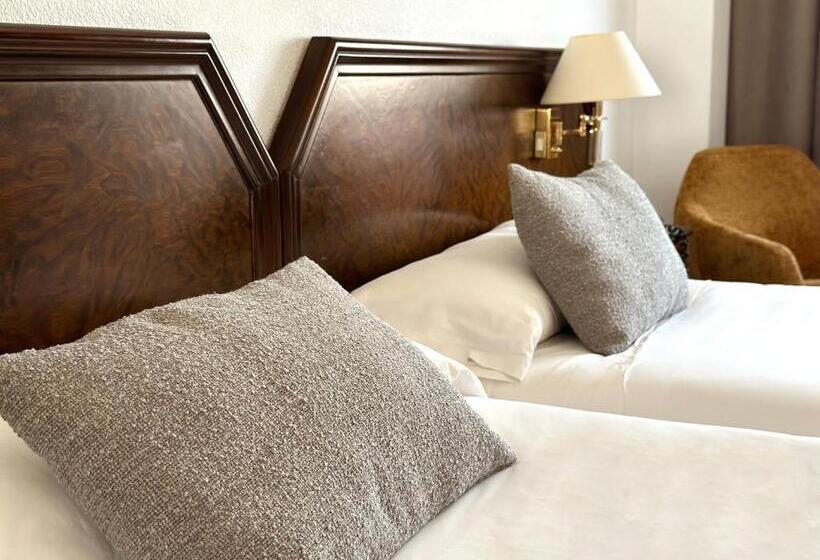 غرفة قياسية, Turia Valencia