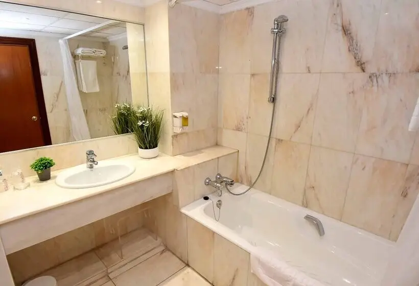 اتاق استاندارد, Turia Valencia